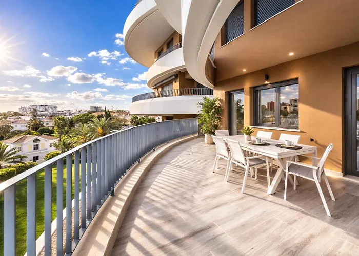 Sunset Vibes At Sky Garden Jerez Apartment